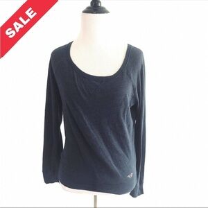Hollister | Junior Girls Size XS Blue Pullover Top Long Sleeves Scoop Neck